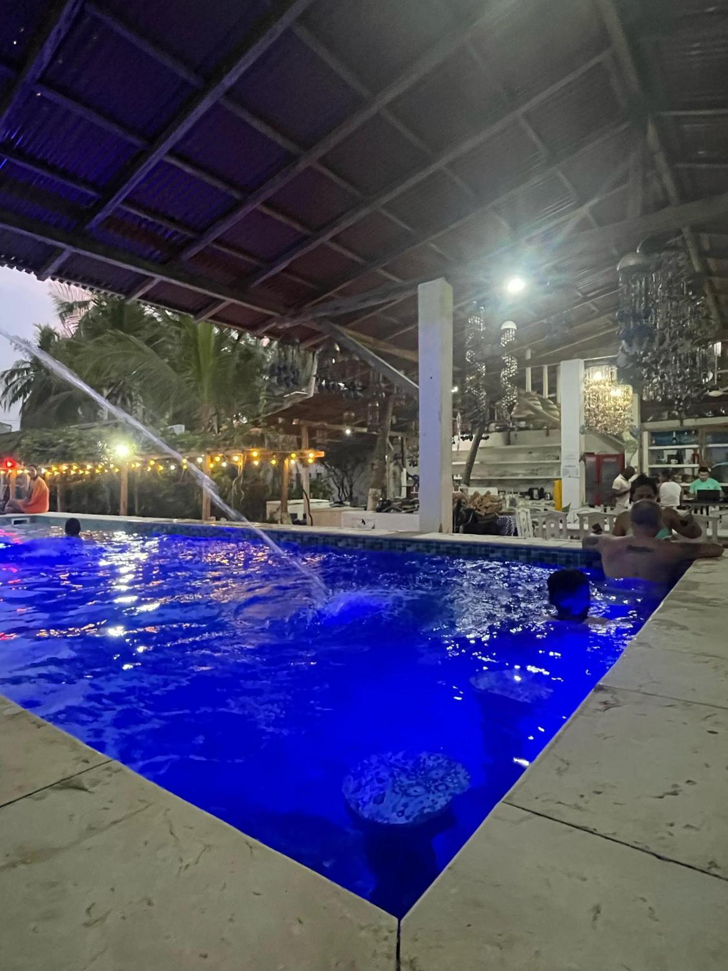Hotel Playa Tiburon Covenitas ภายนอก รูปภาพ