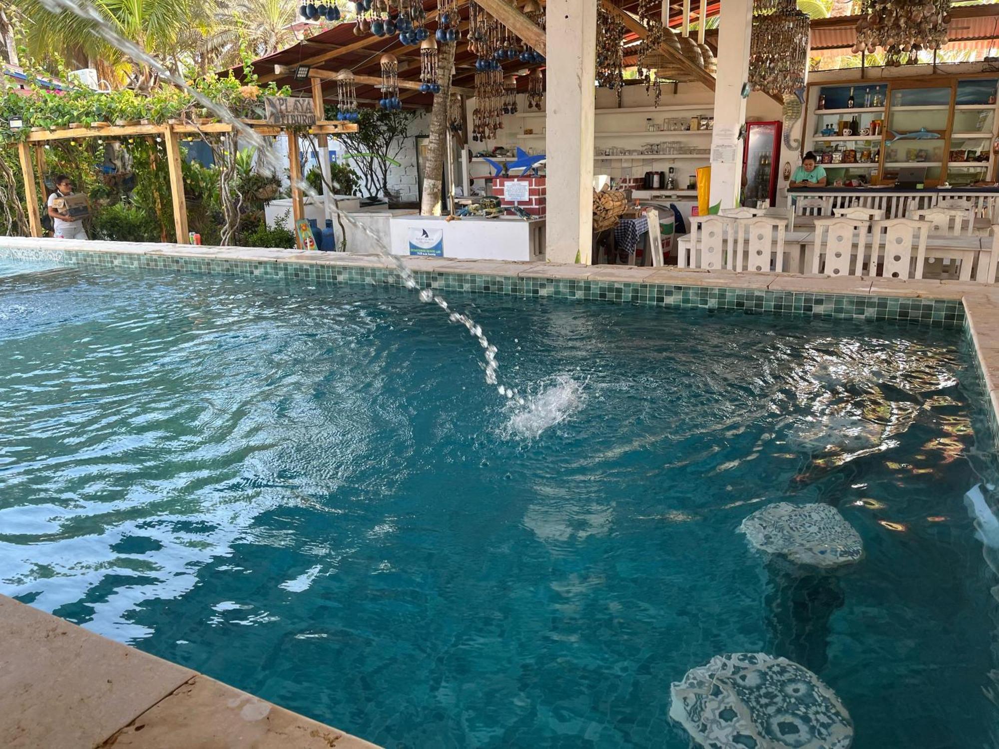 Hotel Playa Tiburon Covenitas ภายนอก รูปภาพ